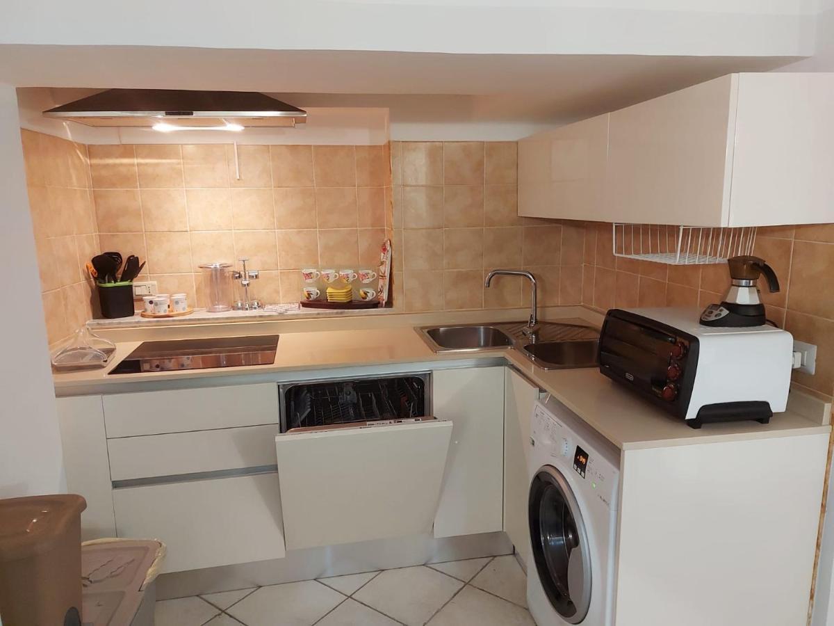Casetta Blue House Gaeta Via Dell'Indipendenza المظهر الخارجي الصورة