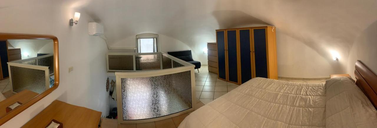 Casetta Blue House Gaeta Via Dell'Indipendenza المظهر الخارجي الصورة