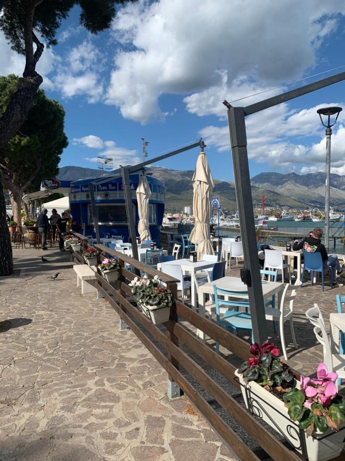 Casetta Blue House Gaeta Via Dell'Indipendenza المظهر الخارجي الصورة