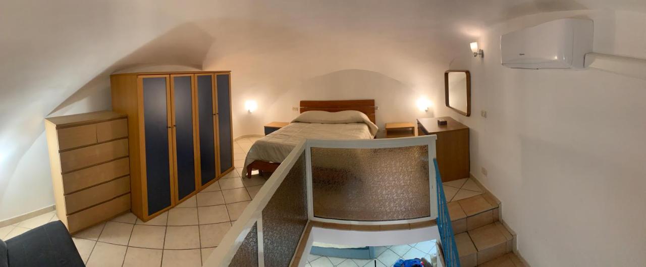 Casetta Blue House Gaeta Via Dell'Indipendenza المظهر الخارجي الصورة